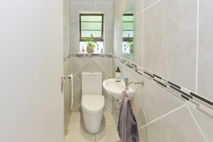 3 Bedroom Property for Sale in Knysna Heights Western Cape